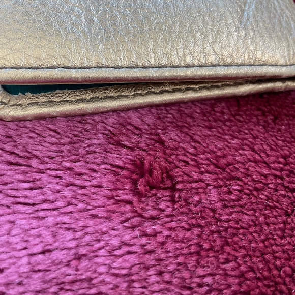 Fossil leather gold wallet - Picture 7 of 11